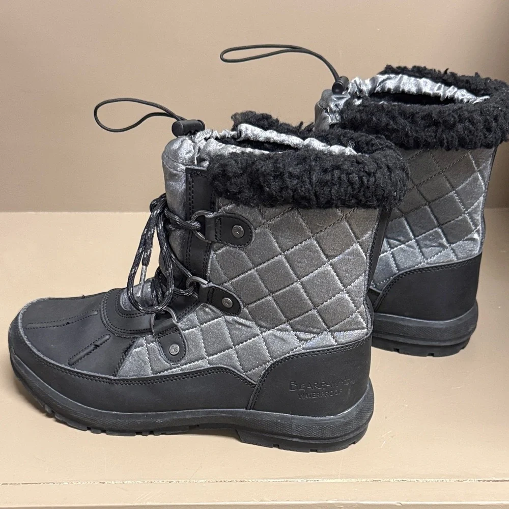 BearPaw Bethany Black & Shimmery Silver Winter Boots, NWOB, Warm Snow Boots
